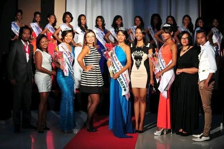 Candidates de l'élection Miss de l'île rouge